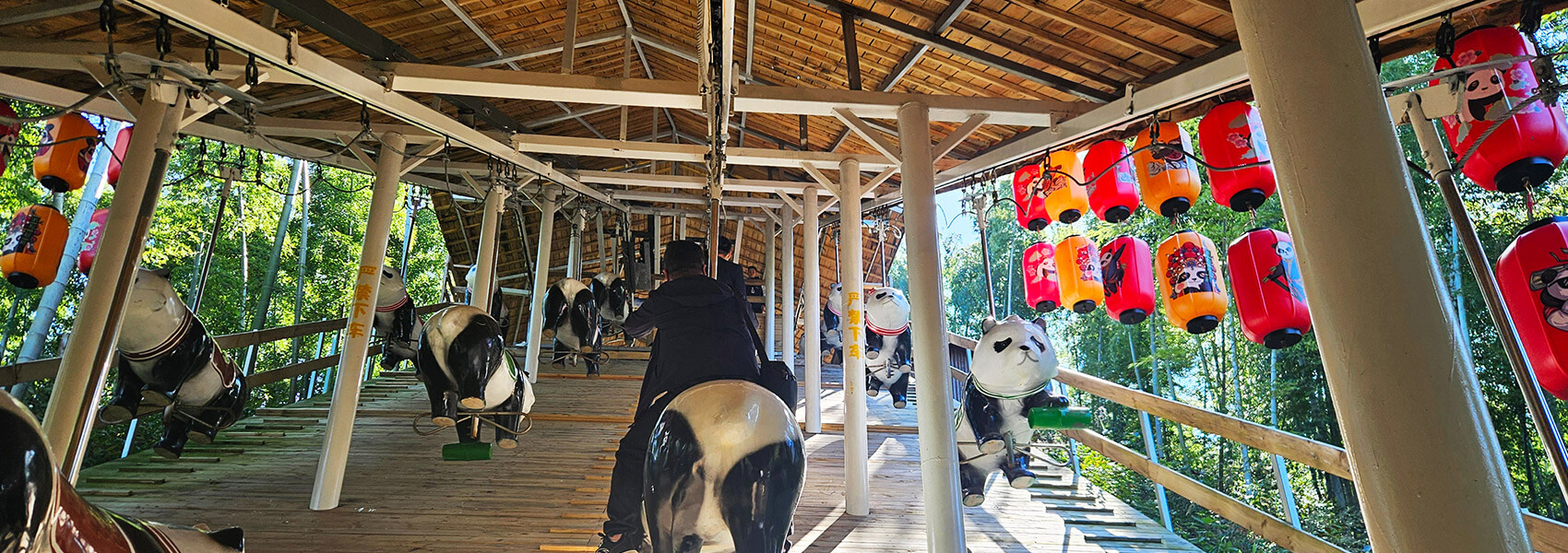 熊猫骑士迷你登山缆车
