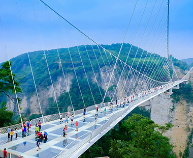 高空玻璃吊桥