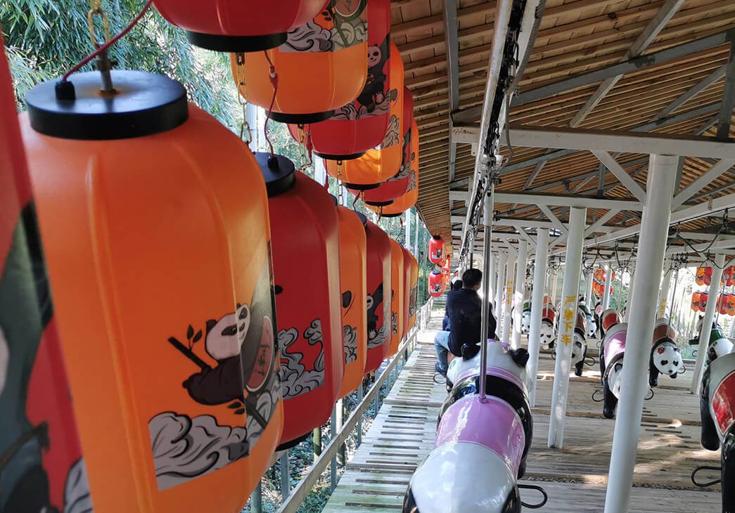 熊猫骑士迷你登山缆车